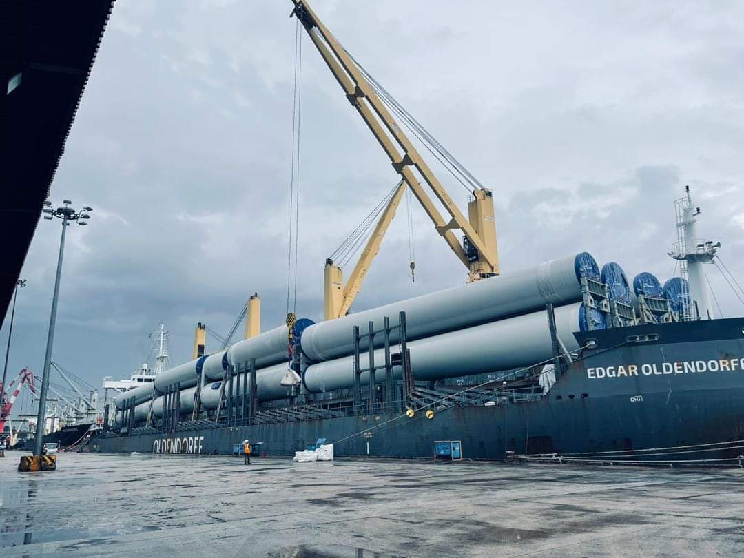 Heavy Lift 13