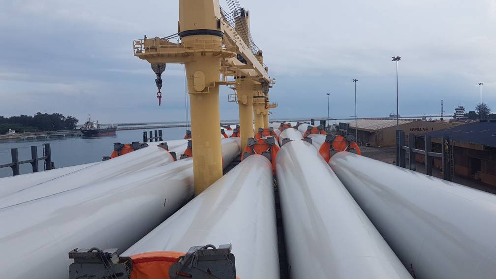 Heavy Lift 28
